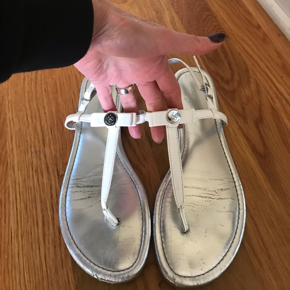 💜BCBG sandals